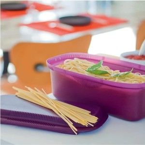 Tupperware Microwave Pasta Noodle Cooker Purple/Amethyst/ Rhubarb BRAND NEW